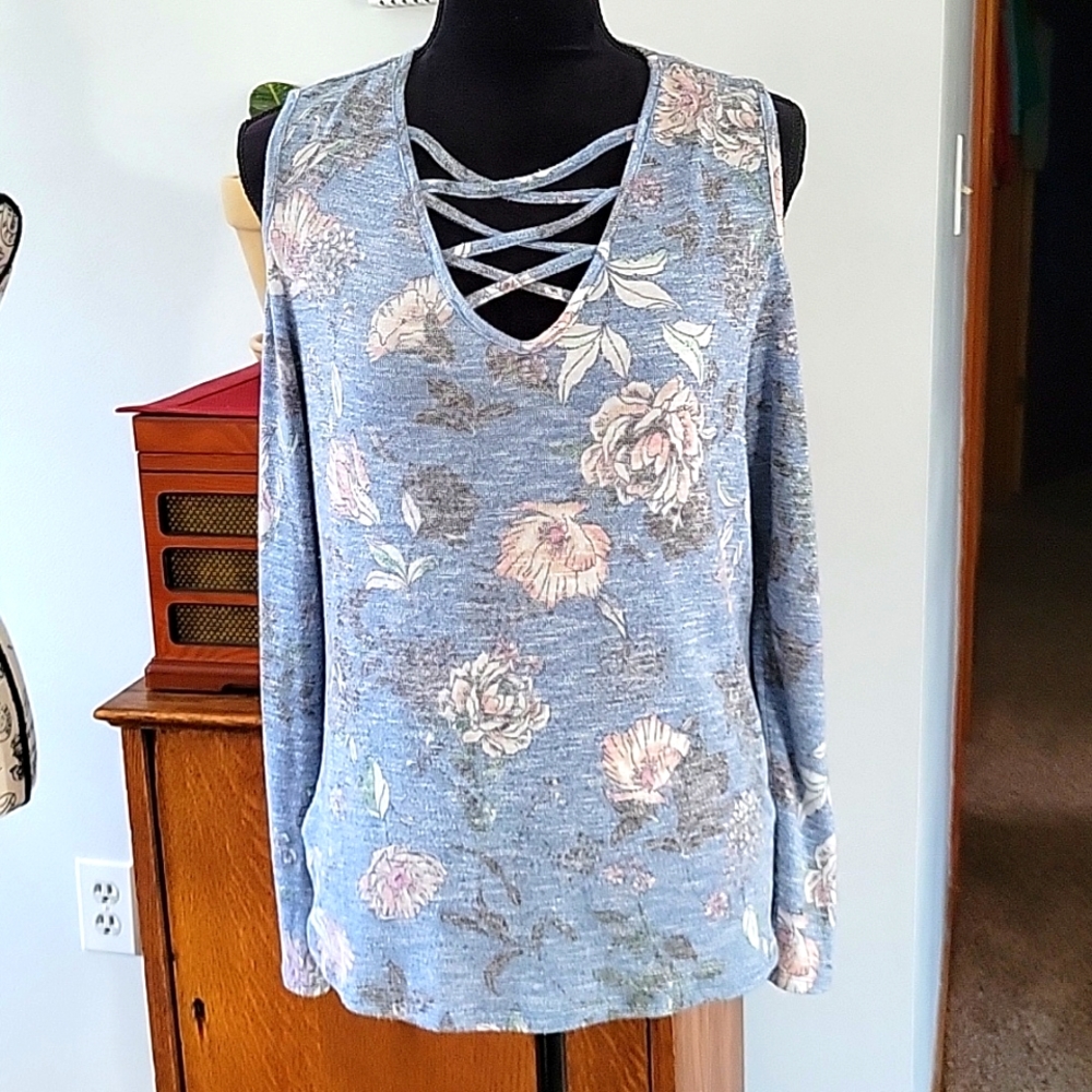 LOVE&FIRE TOP